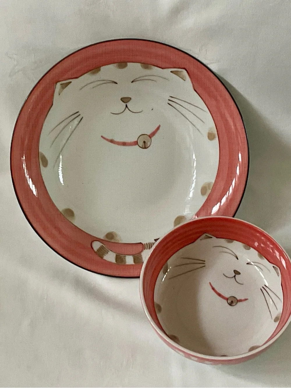 Japanese Smiling Cat Lucky Plate and Bowl Set